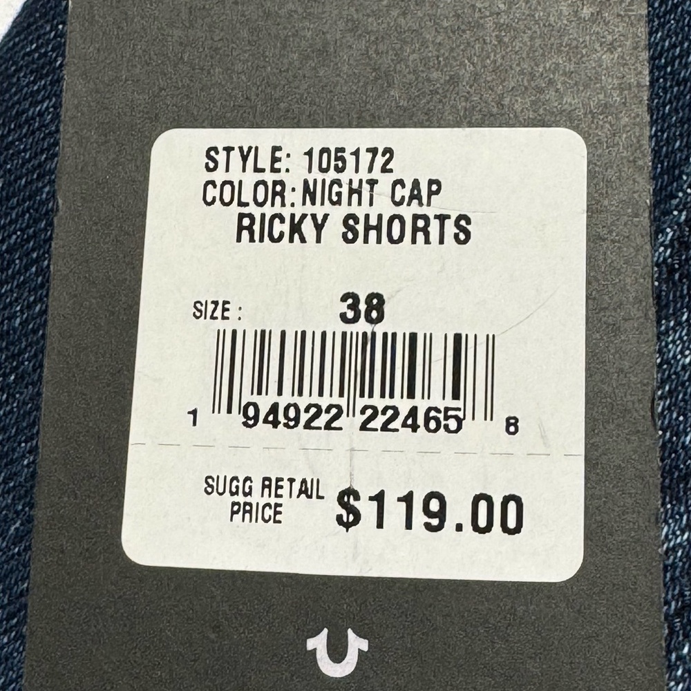 True Religion Ricky Shorts - Picture 4 of 7